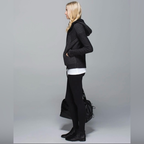 Lululemon Athletica Embrace Hoodie Knit Heathered Medium Grey Black Women’s SZ 6 - Picture 3 of 12